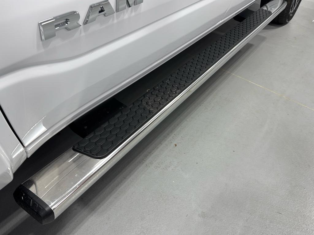 2025 Ram 1500 Laramie photo 19