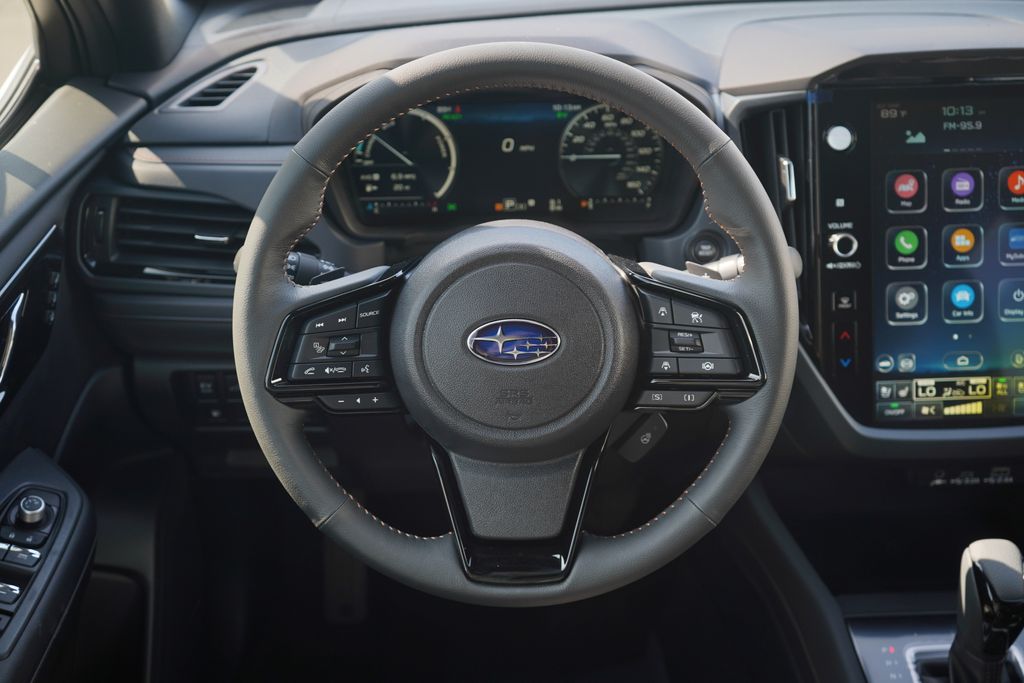 2025 Subaru Forester Touring photo 9