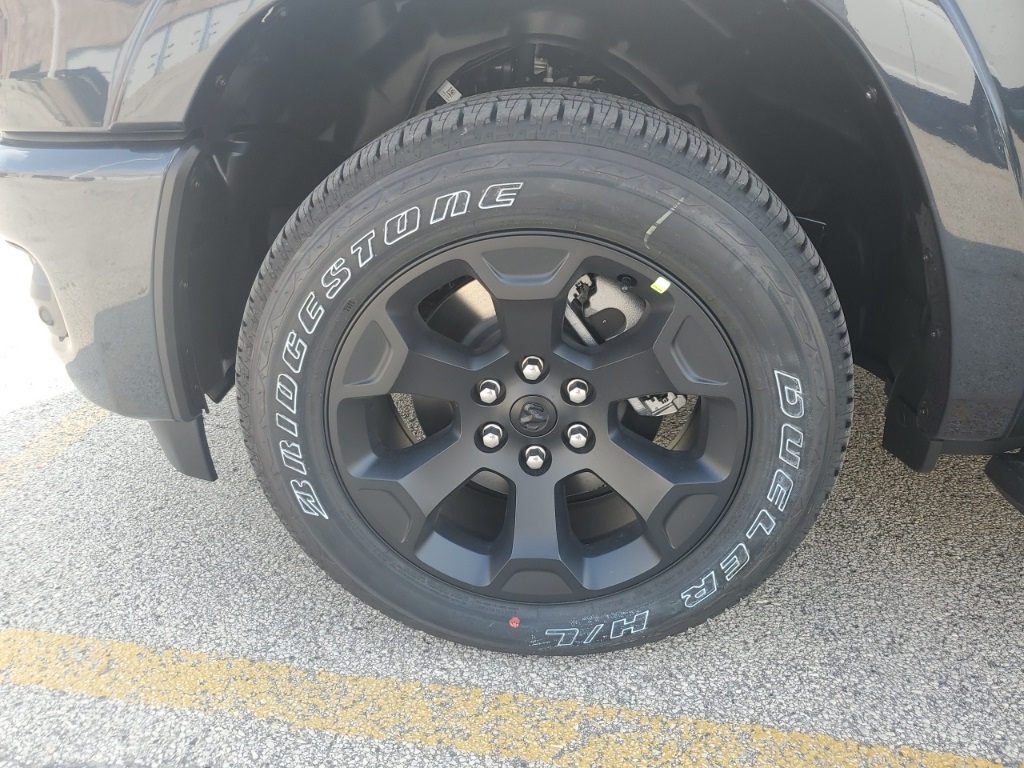 2025 Ram 1500 Big Horn Lone Star photo 3