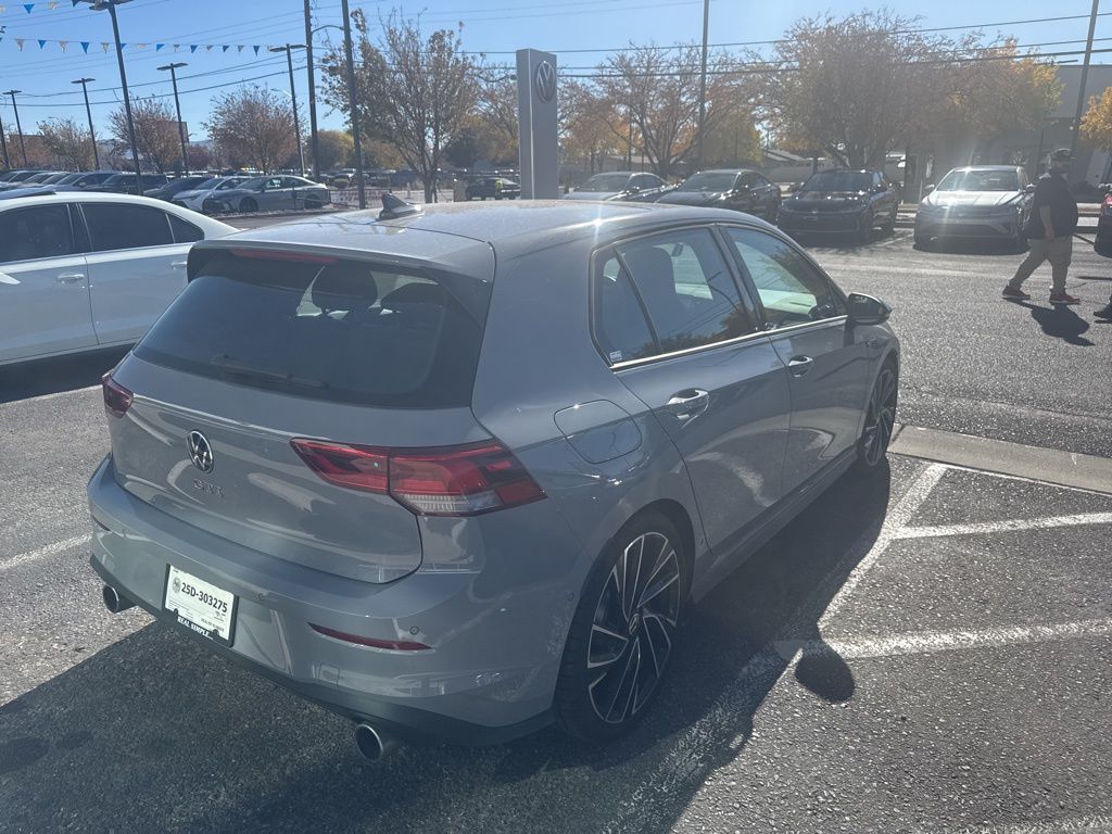 2024 Volkswagen Golf GTI Autobahn photo 4