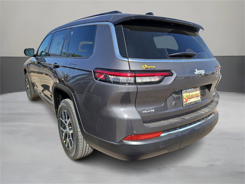 2025 Jeep Grand Cherokee Limited photo 2