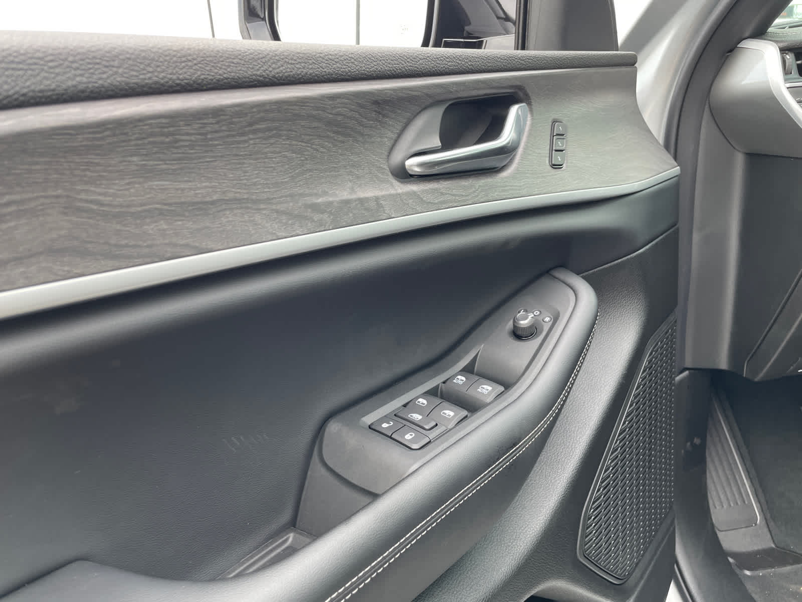 2025 Jeep Grand Cherokee Limited photo 18