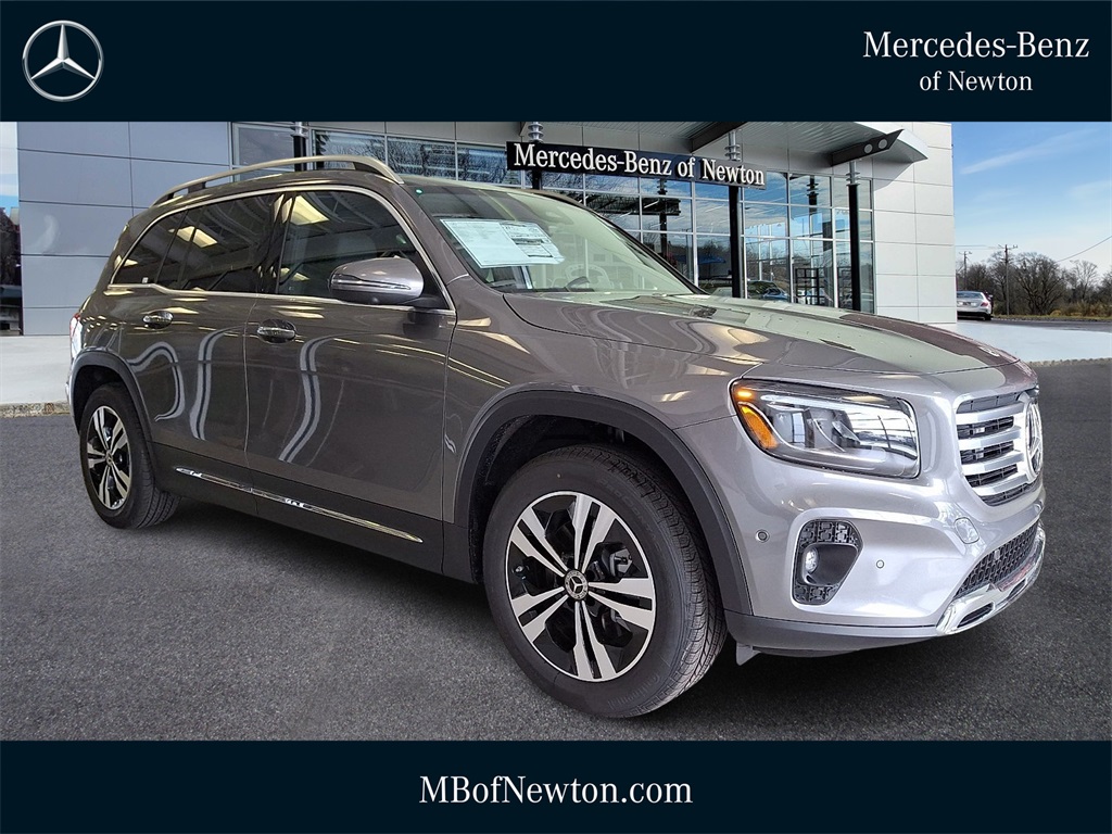 2026 Mercedes-Benz GLB GLB 250's photo