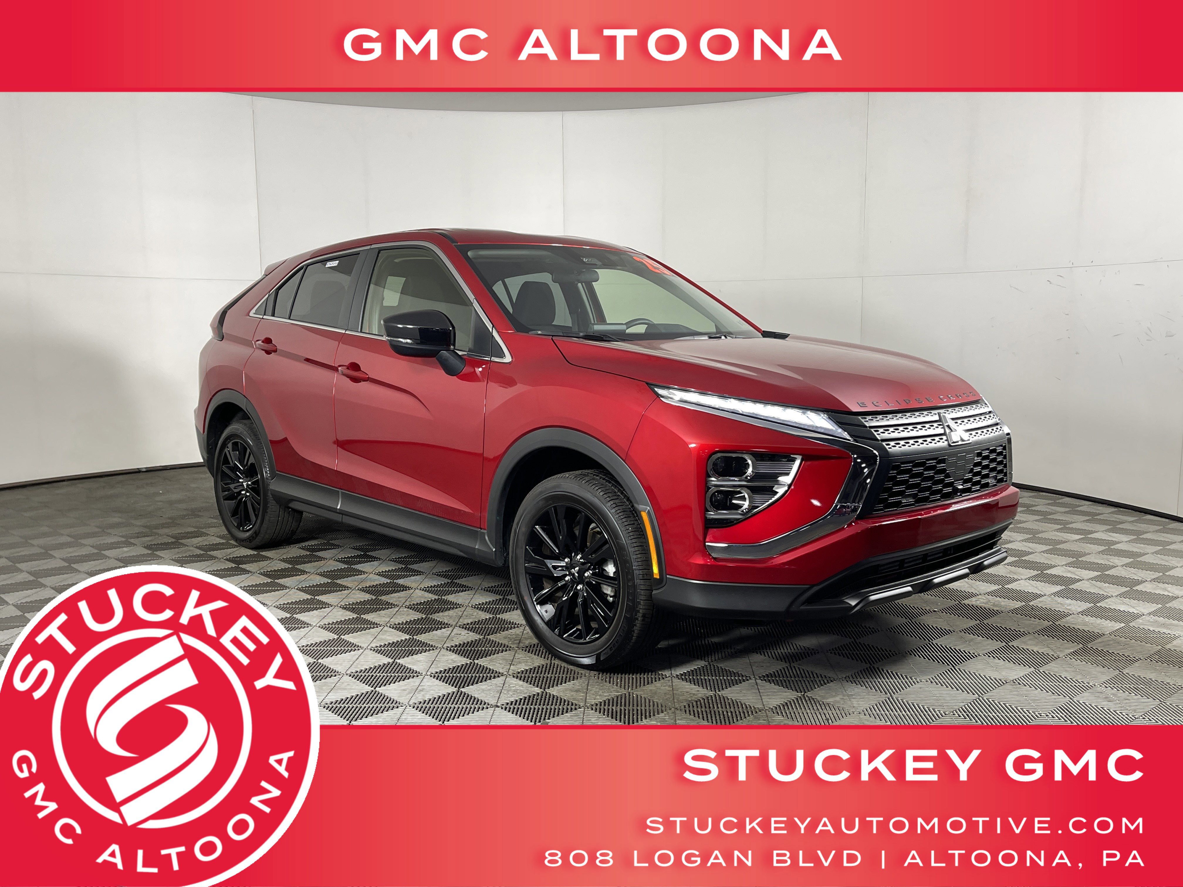 2025 Mitsubishi Eclipse Cross LE's photo