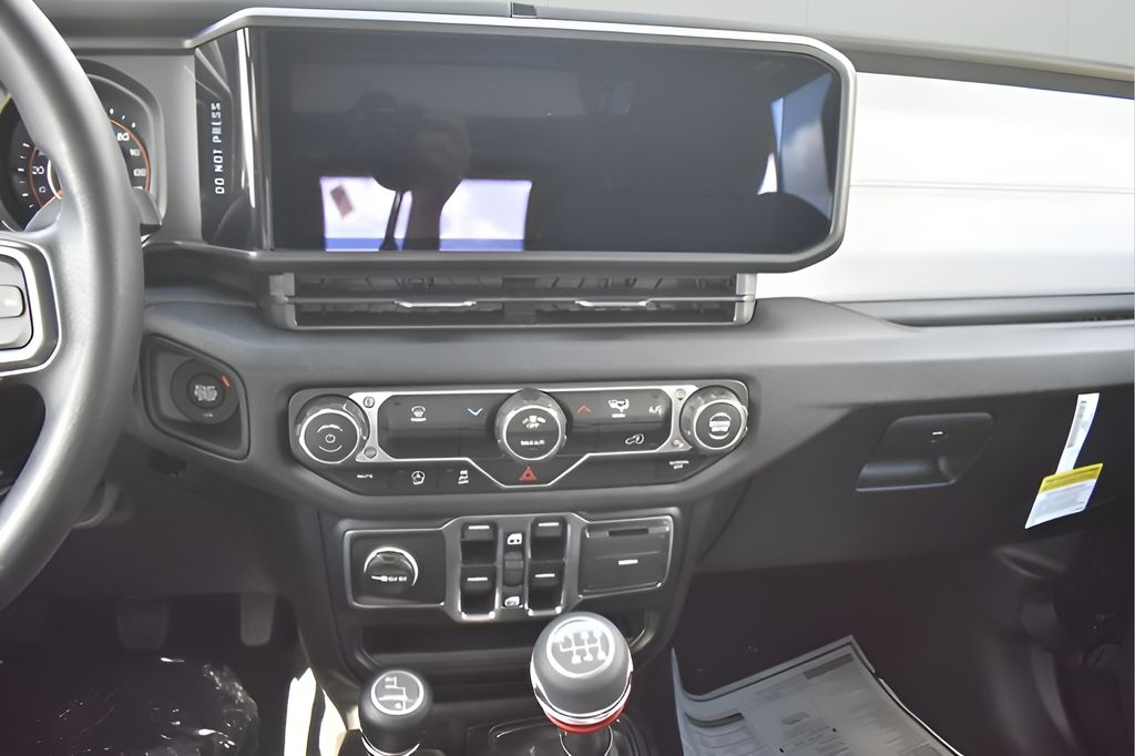 2025 Jeep Wrangler Sport photo 19