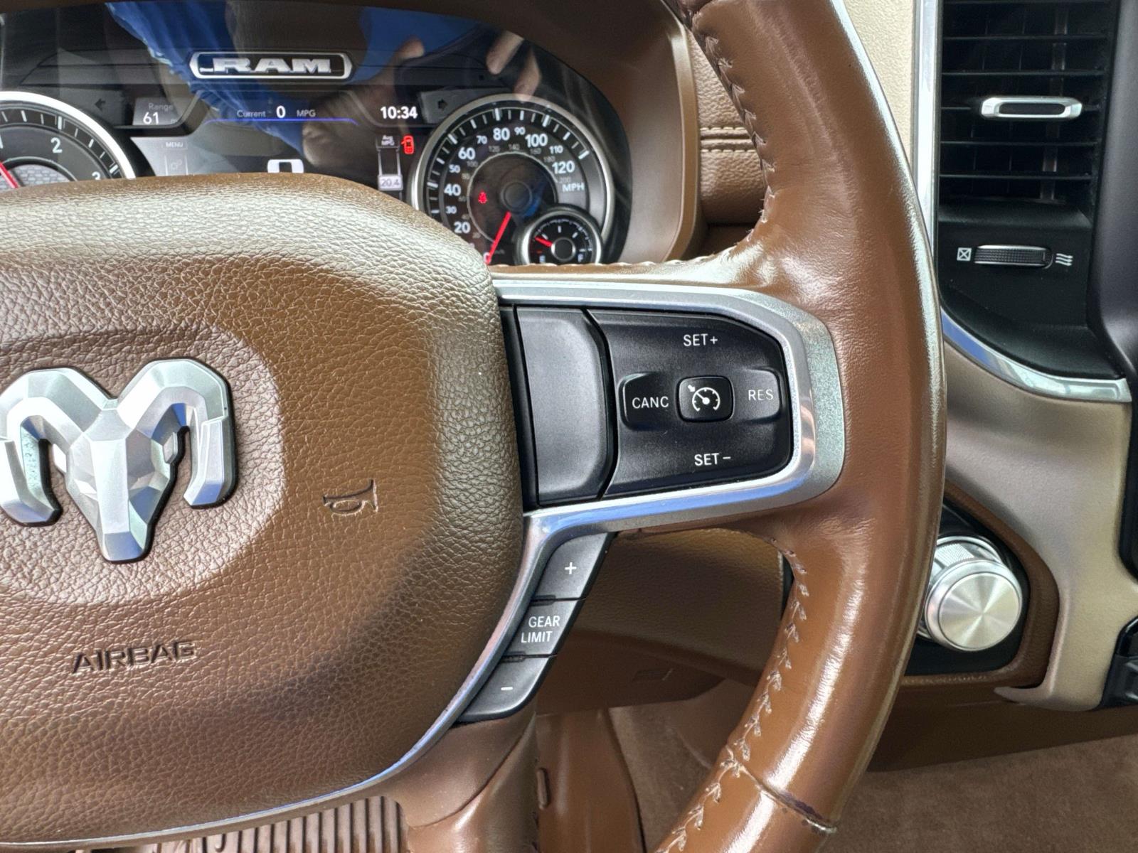 2022 Ram 1500 Laramie photo 21