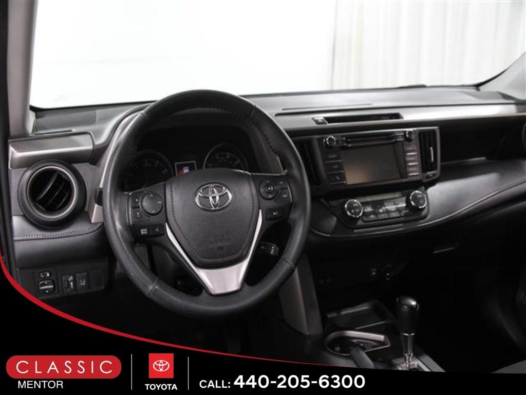 2018 Toyota RAV4 XLE photo 4