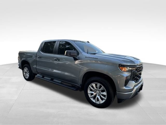 2024 Chevrolet Silverado 1500 Custom photo 8