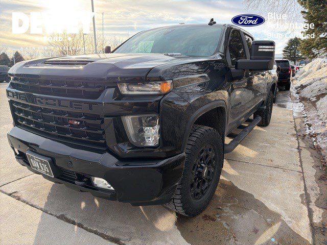 2022 Chevrolet Silverado HD LTZ's photo