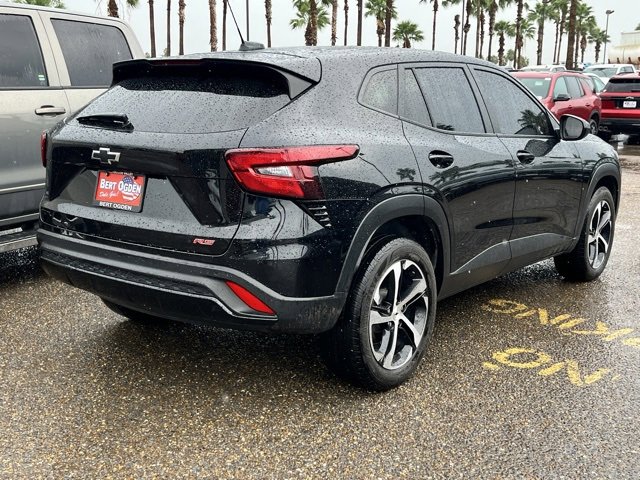 2024 Chevrolet Trax photo 4