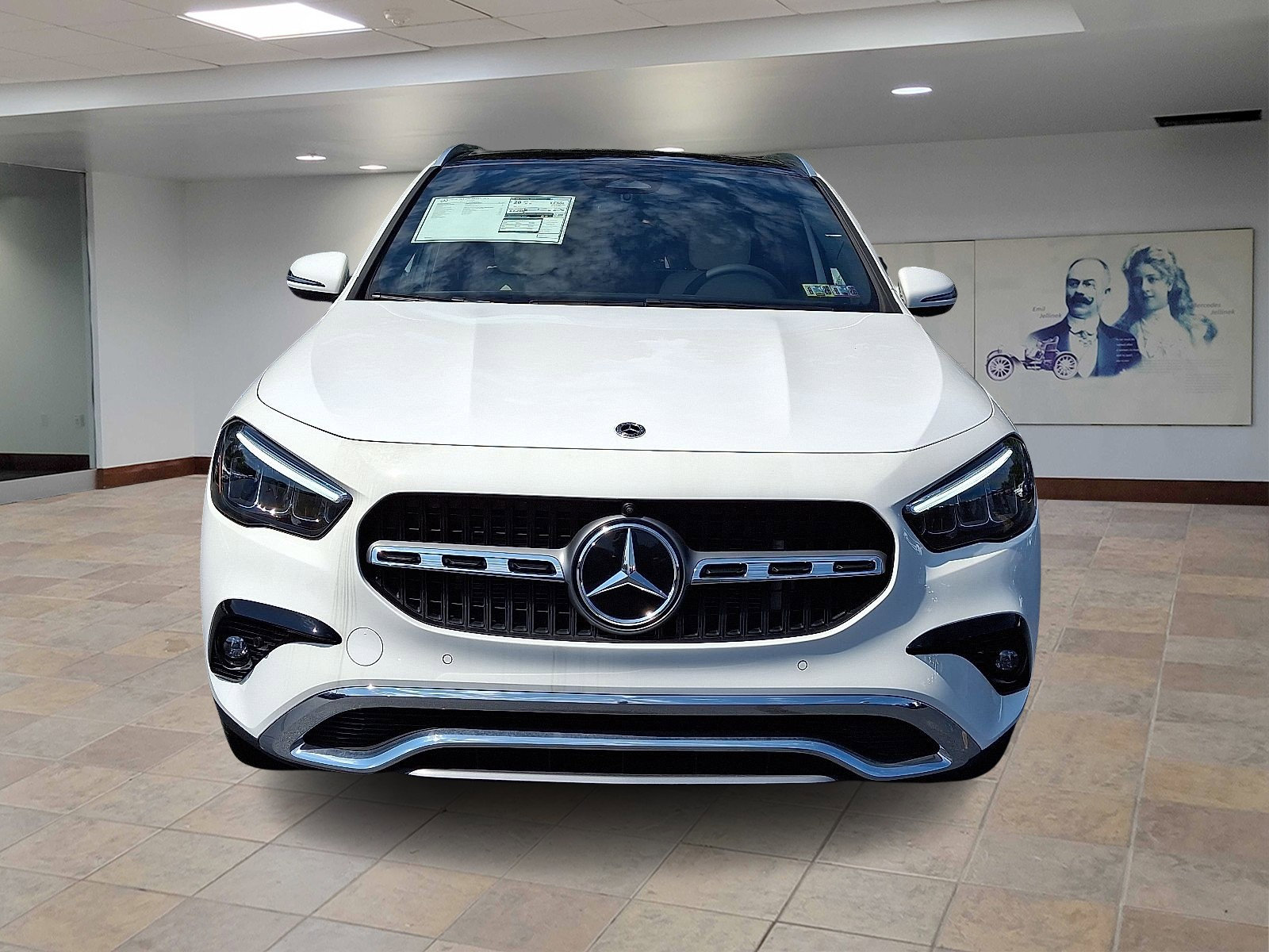 2026 Mercedes Benz GLA 250 4MATIC photo 2