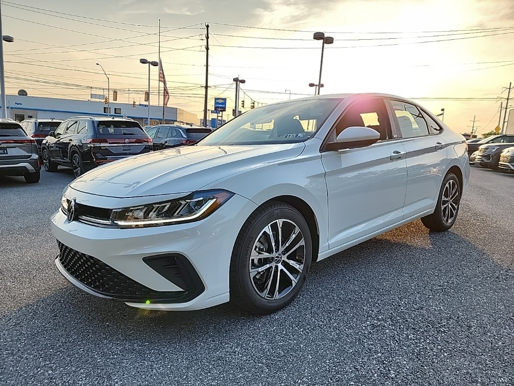 2026 Volkswagen Jetta Sport's photo