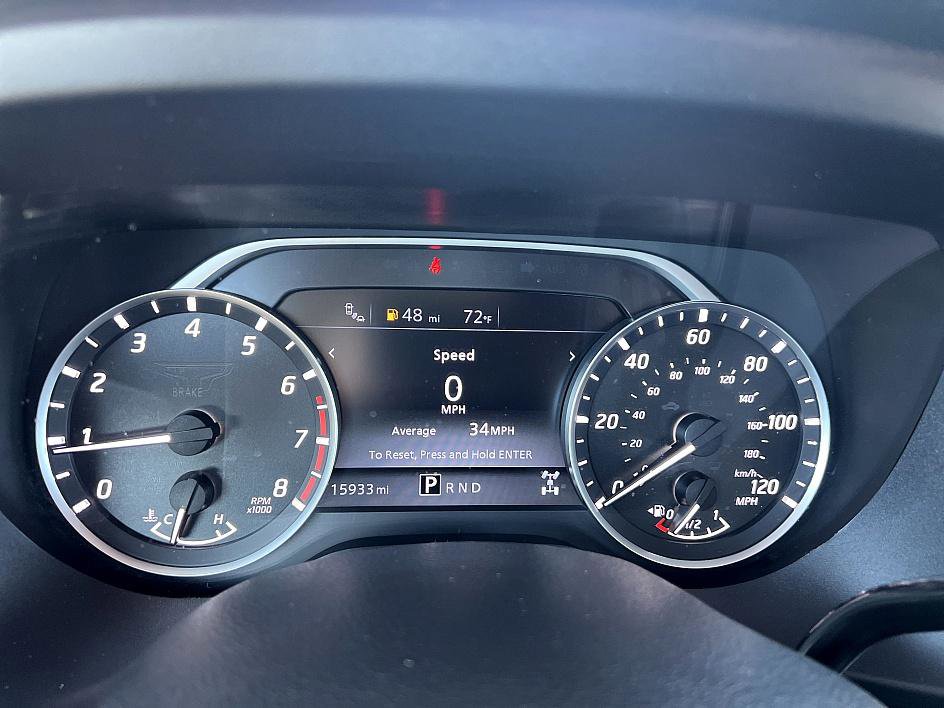 2024 Nissan Titan SV Crew Cab photo 20