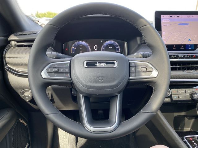 2025 Jeep Compass Limited photo 16