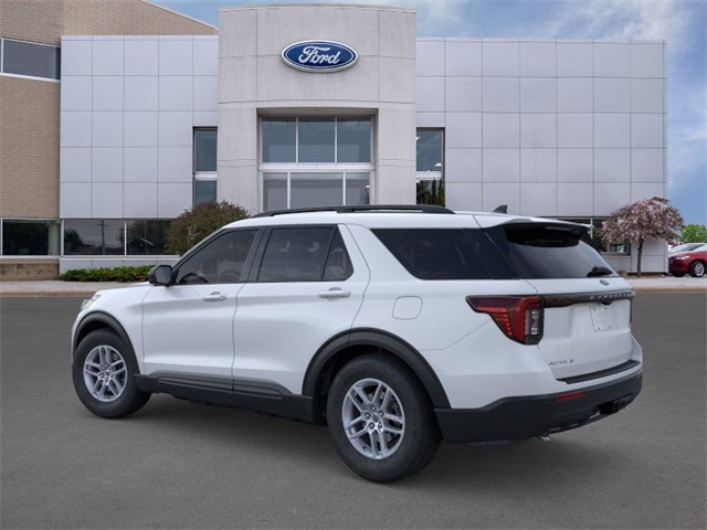 2026 Ford Explorer photo 4