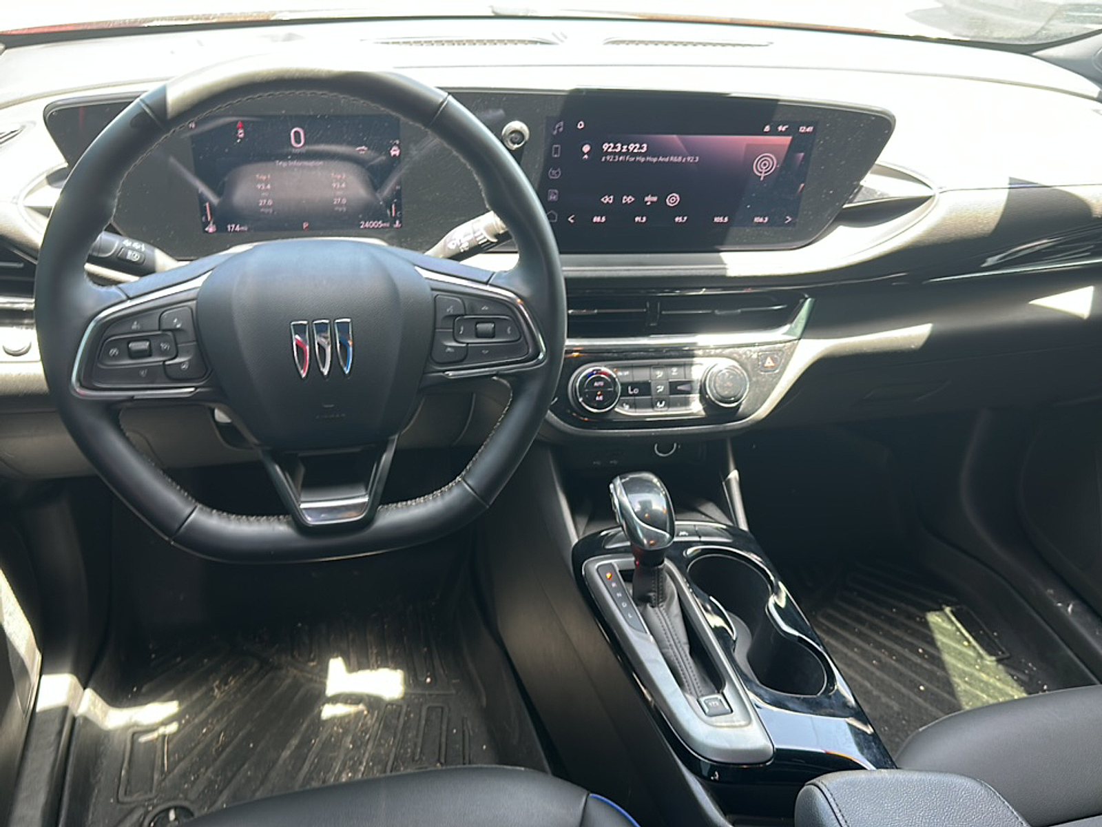 2024 Buick Envista Sport Touring photo 9