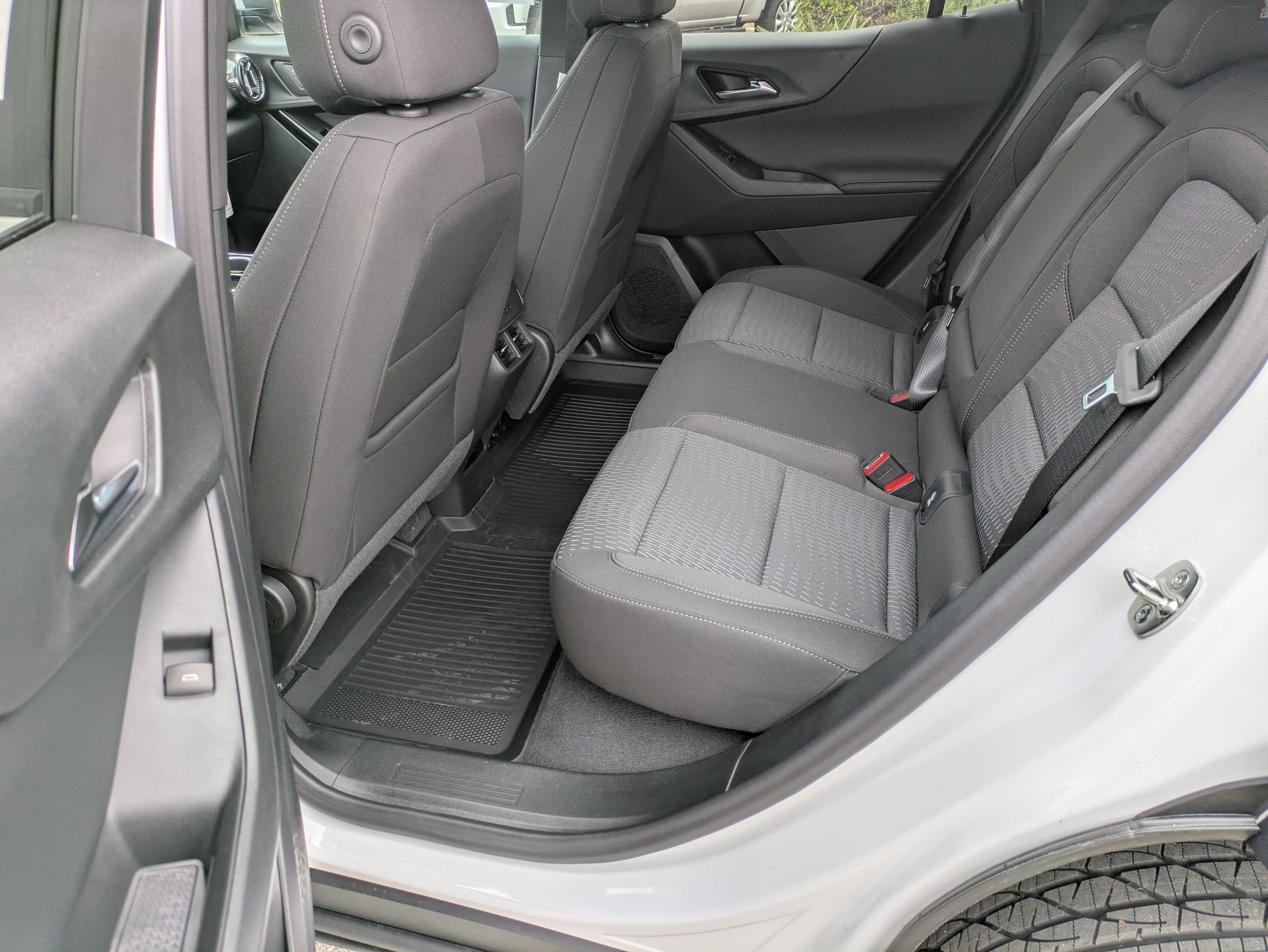 2026 Chevrolet Equinox LT photo 13