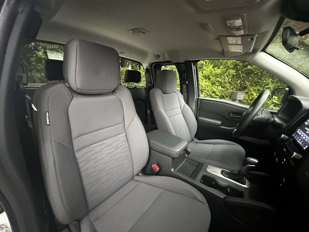 2023 Nissan Frontier S photo 12