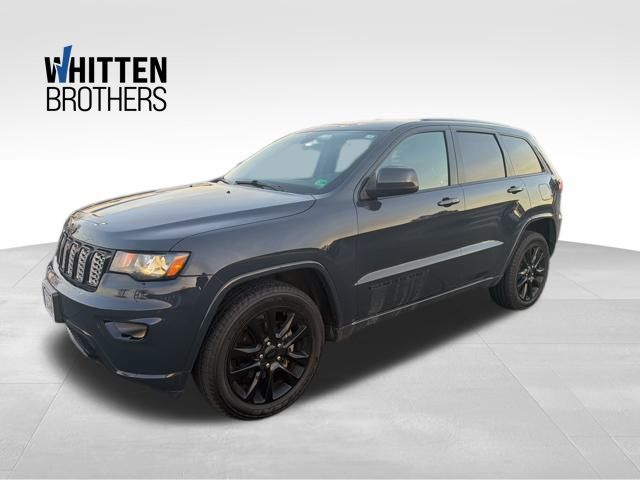2017 Jeep Grand Cherokee Altitude's photo