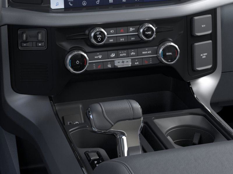 2025 Ford F-150 Lightning photo 15