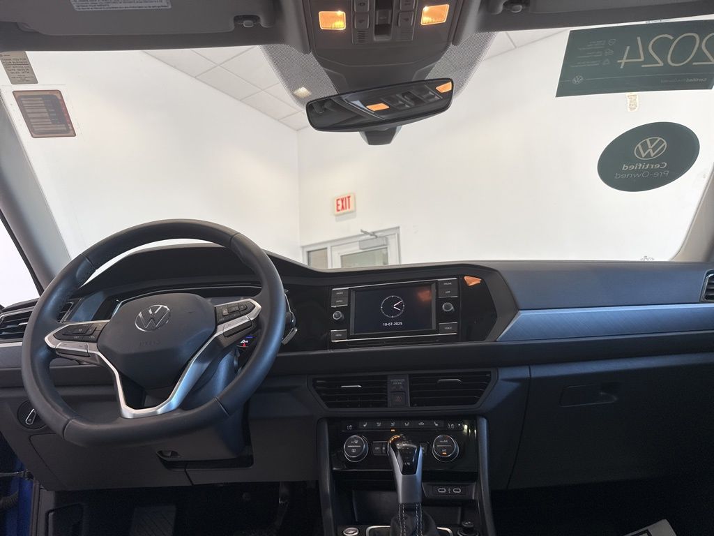 2024 Volkswagen Jetta 1.5T SE photo 12
