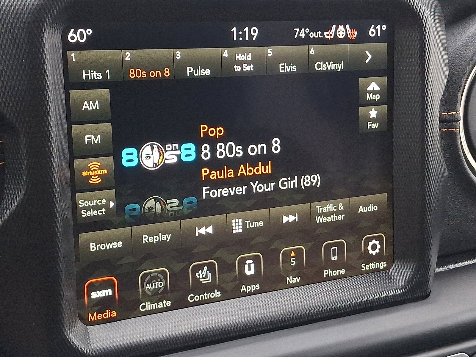 2023 Jeep Wrangler High Altitude photo 18