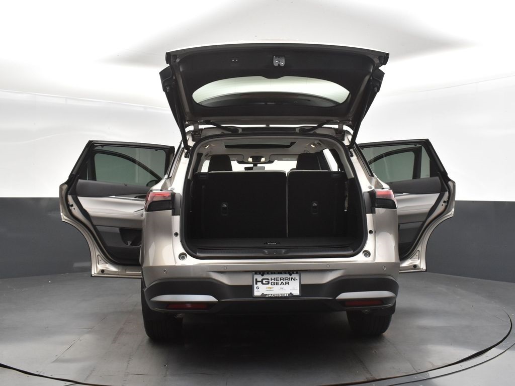 2026 Infiniti QX60 Luxe photo 44