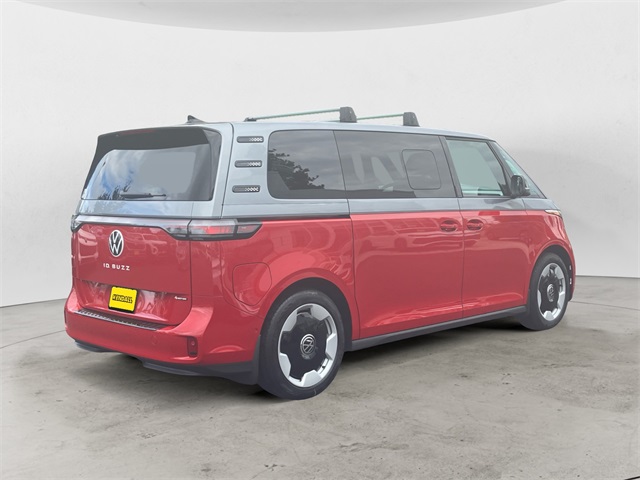 2025 Volkswagen ID. Buzz Pro Plus photo 6