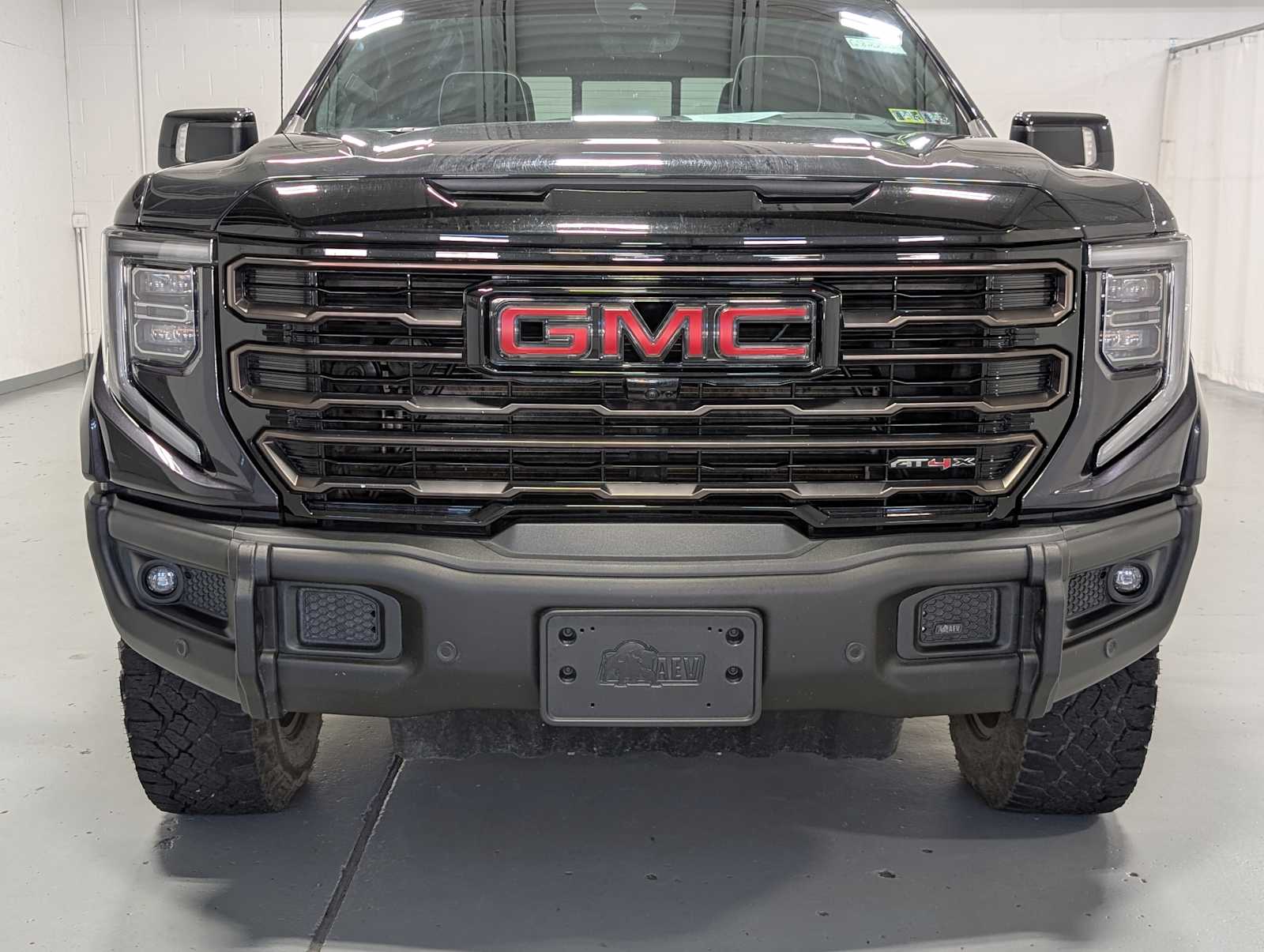 2024 Gmc Sierra 1500 AT4X photo 2