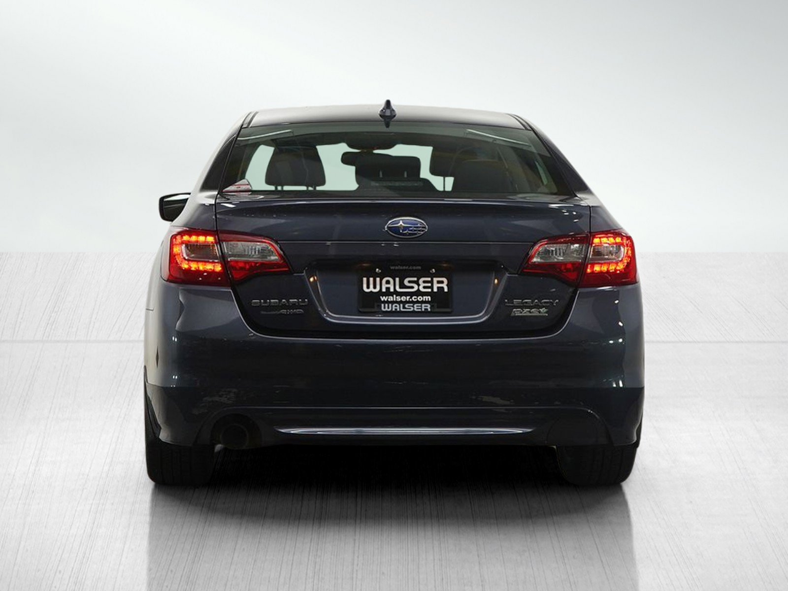 2017 Subaru Legacy 2.5i photo 4