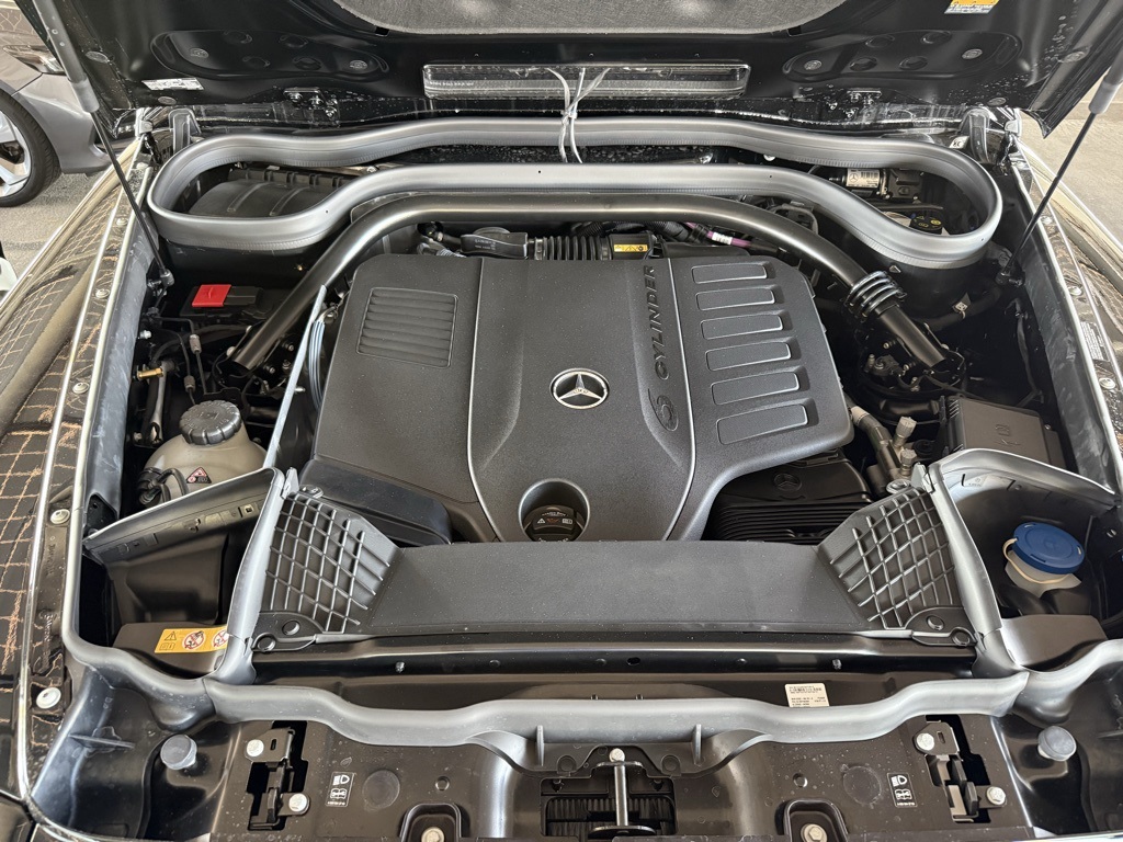 2025 Mercedes Benz G 550 photo 10