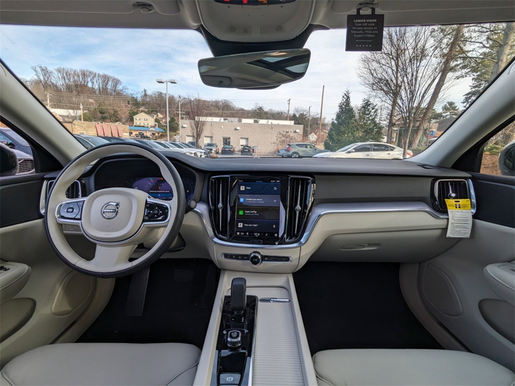 2024 Volvo S60 B5 Core photo 11