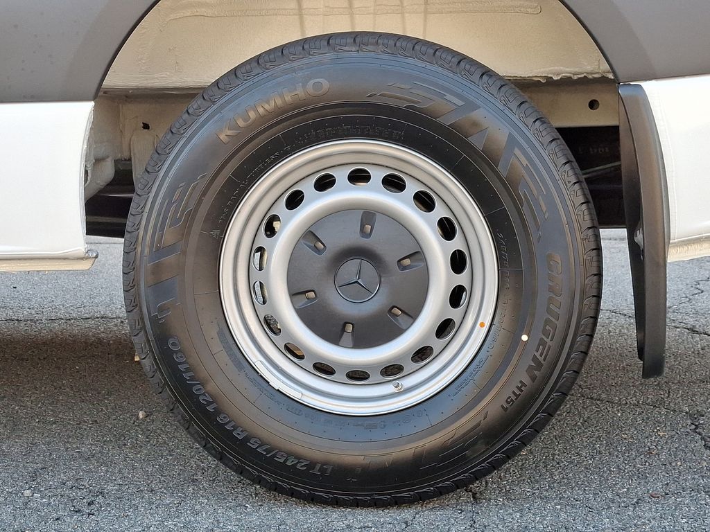 2025 Mercedes-Benz Sprinter Cargo Van Base