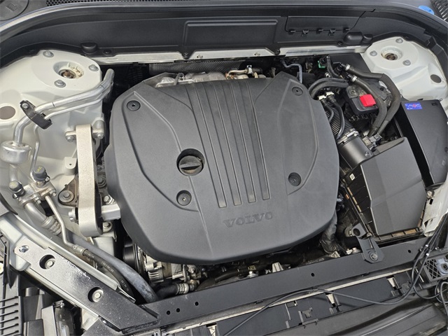 2023 Volvo XC60 B5 Plus photo 29