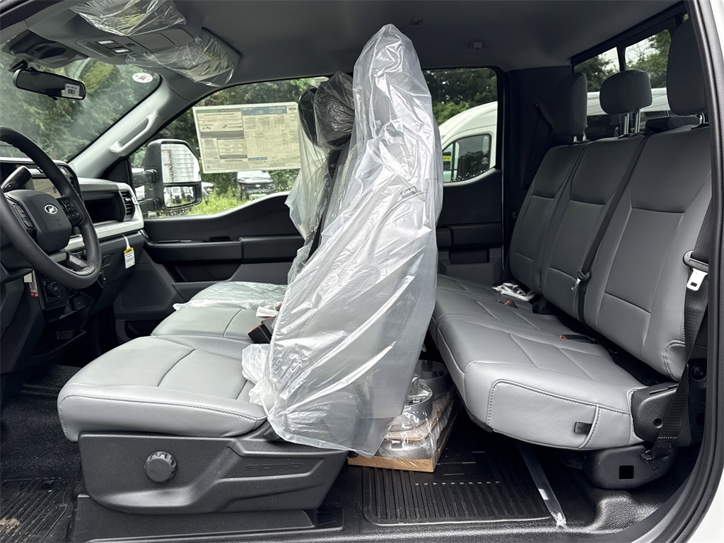2025 Ford F-250 XL photo 14