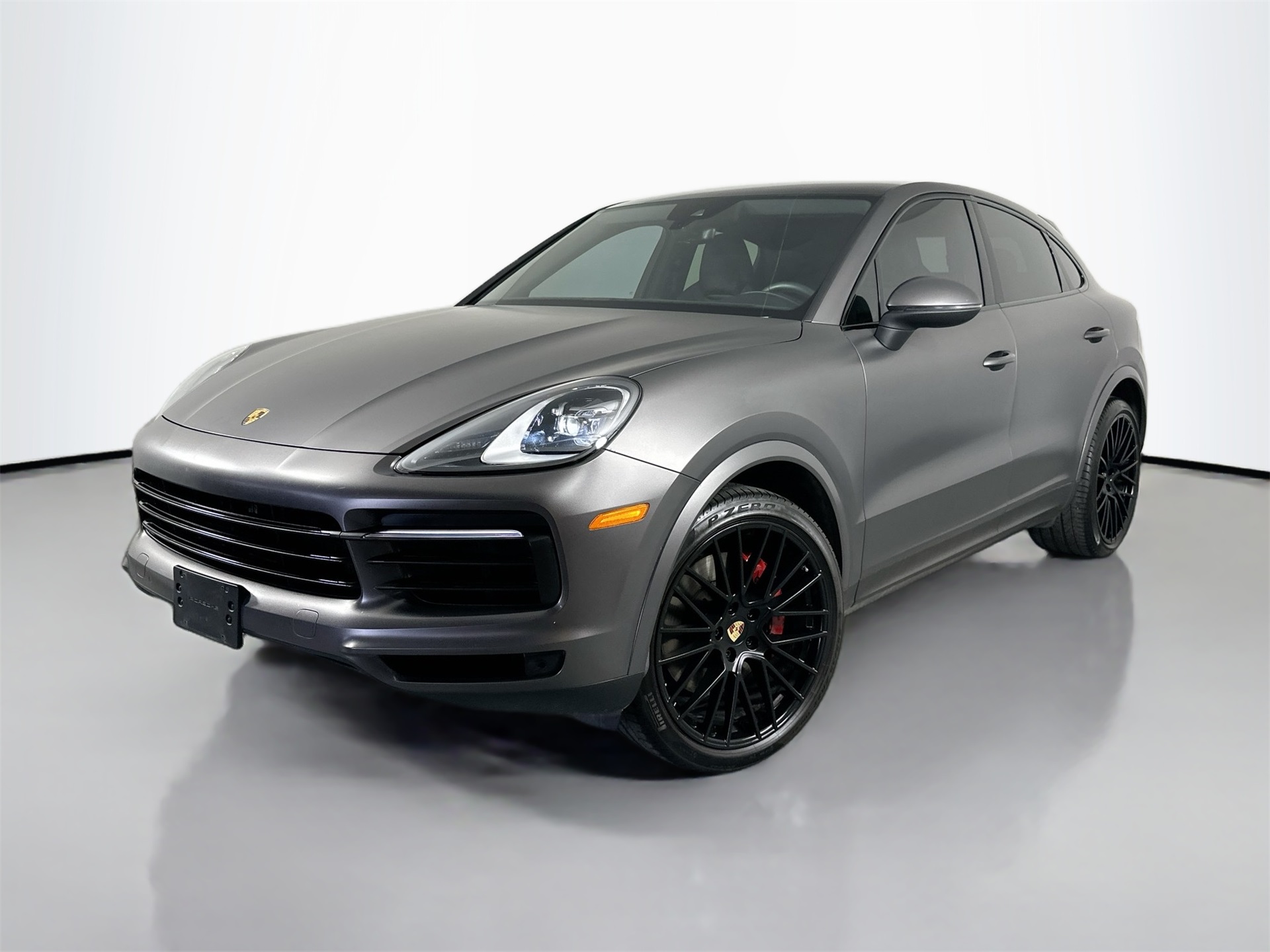 2023 Porsche Cayenne Coup Base's photo