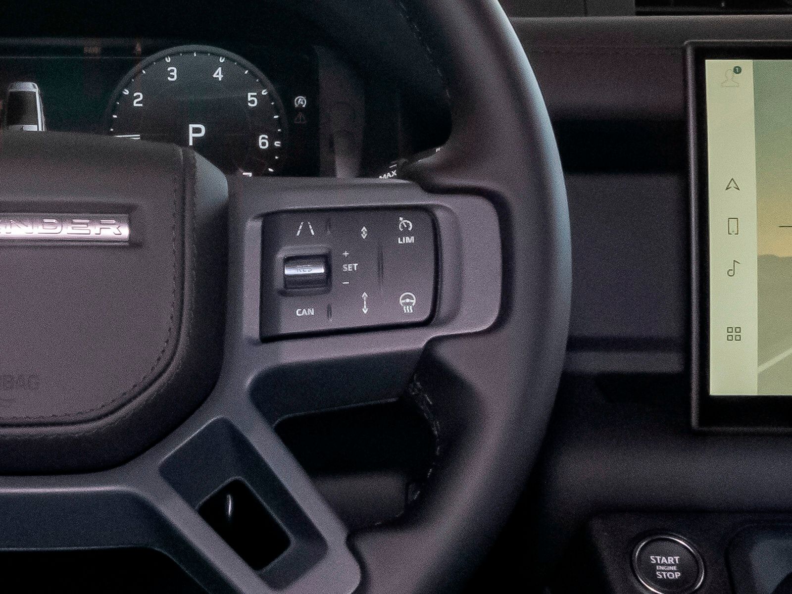 2024 Land Rover Defender 130 X-Dynamic SE photo 16