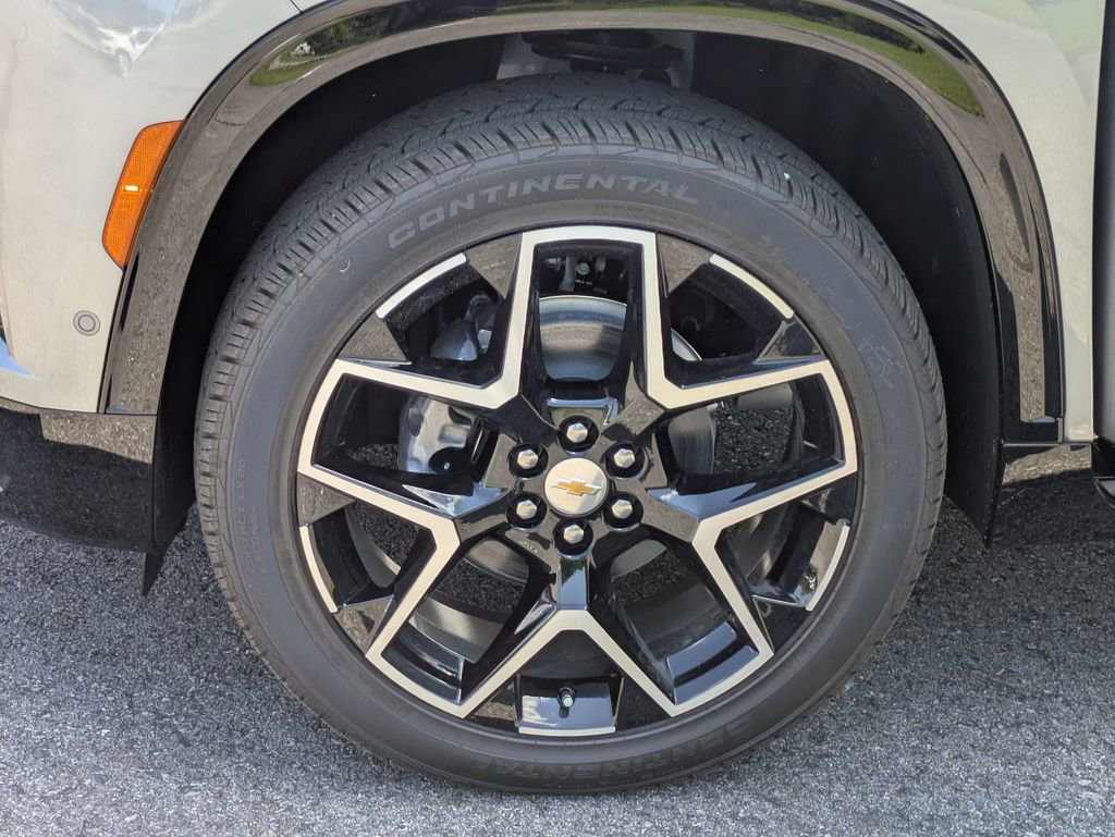 2026 Chevrolet Traverse High Country photo 9