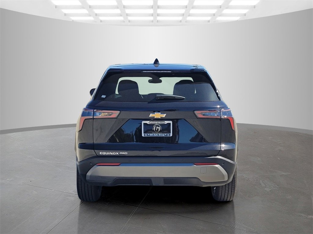 2026 Chevrolet Equinox LT photo 3