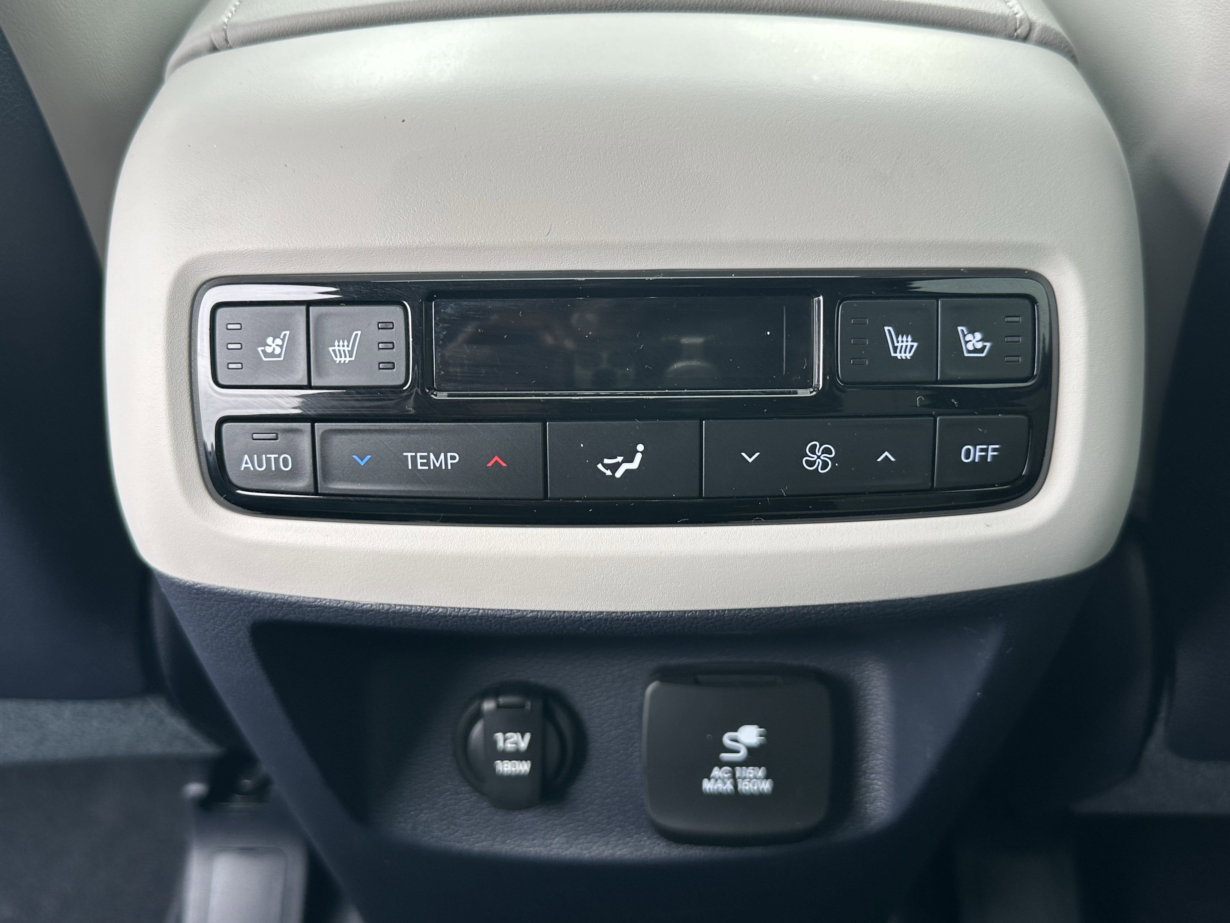 Used 2024 Abyss Black Pearl Hyundai Calligraphy image 21