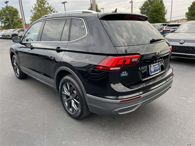 2023 Volkswagen Tiguan SE photo 3