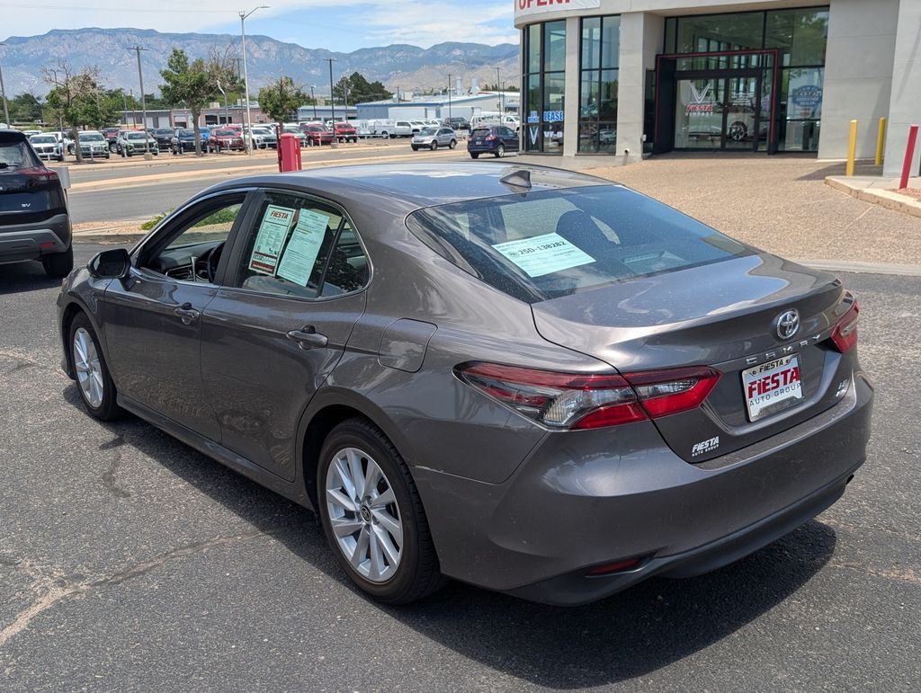 2023 Toyota Camry LE photo 7
