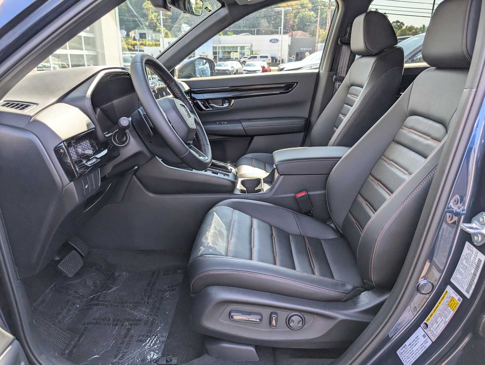 2026 Honda CR-V Hybrid Sport Touring photo 4
