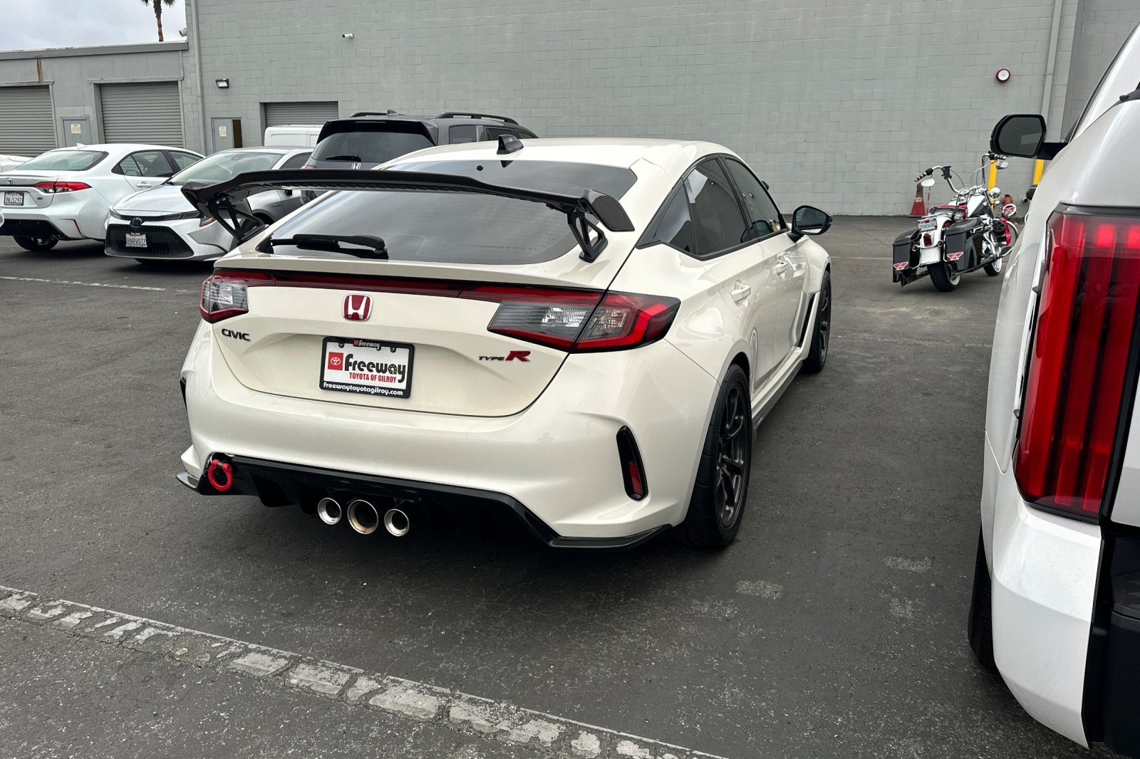 2023 Honda Civic Type R photo 2