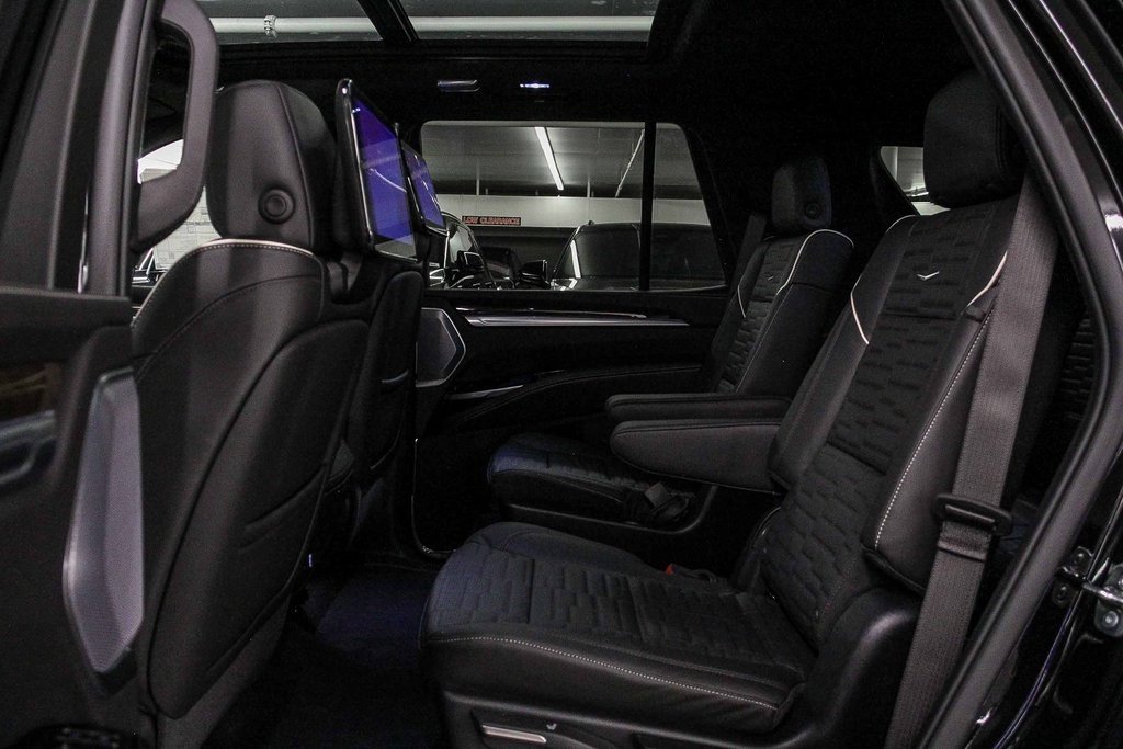 2026 Cadillac Escalade Platinum Sport photo 17