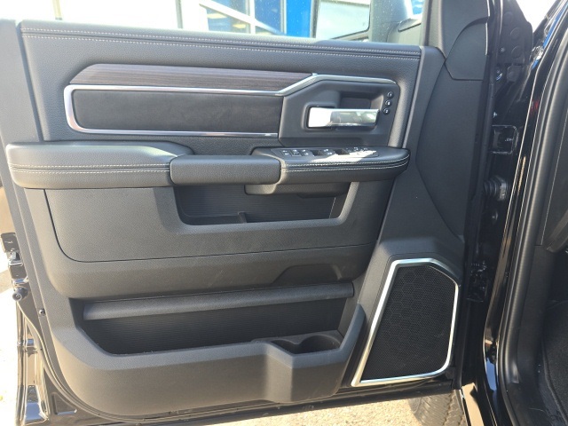 2026 Ram 2500 Laramie photo 14