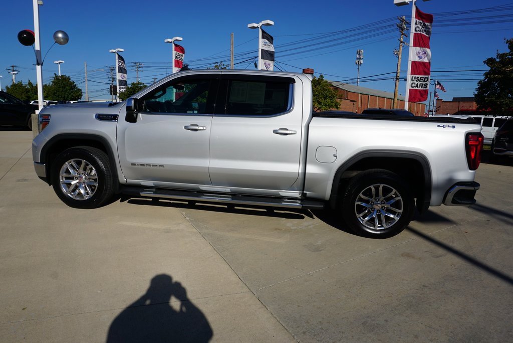2020 Gmc Sierra SLE photo 3
