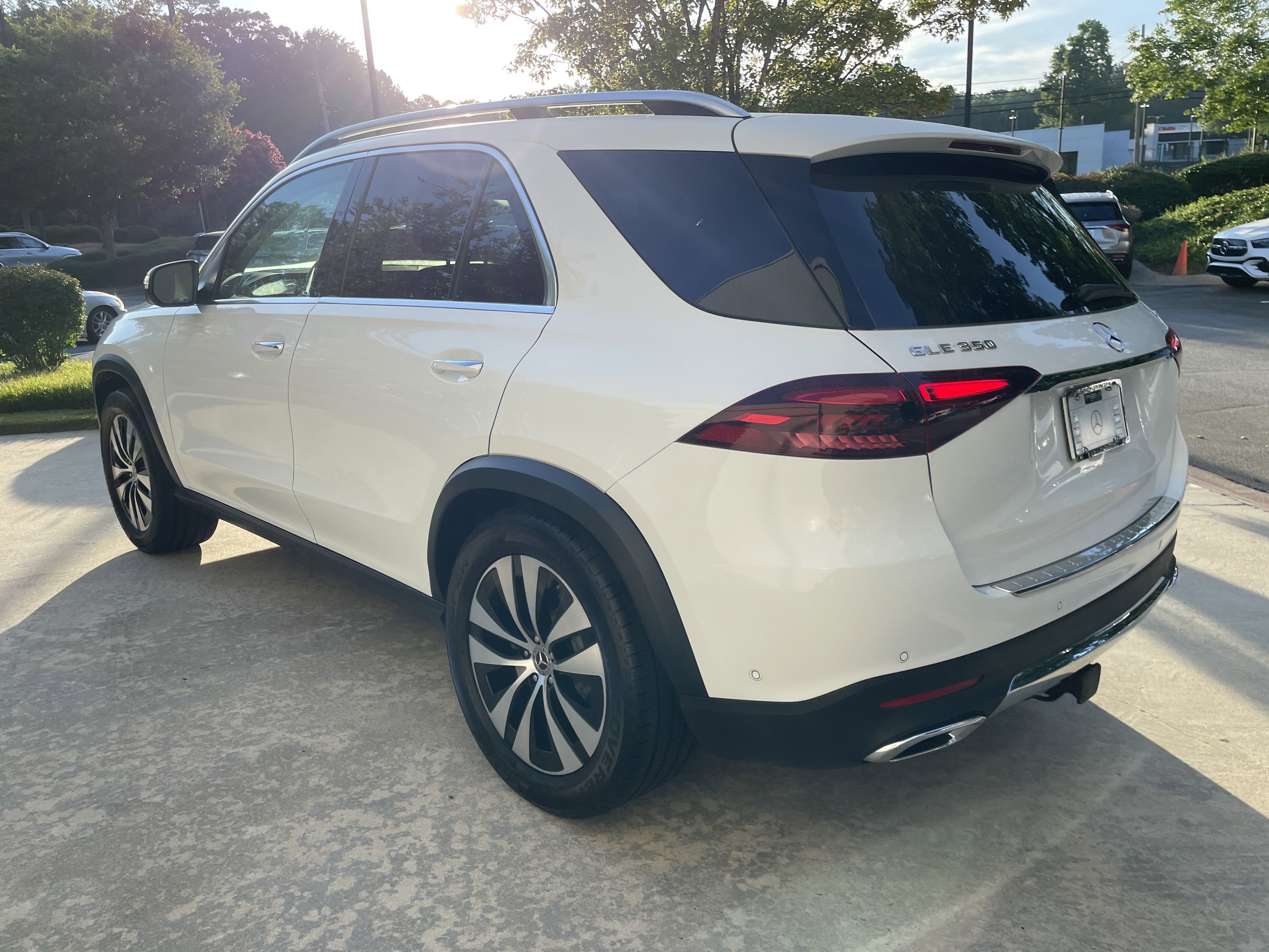 2024 Mercedes Benz GLE 350 4MATIC photo 5