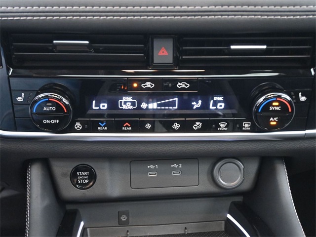 2026 Nissan Rogue Platinum photo 3