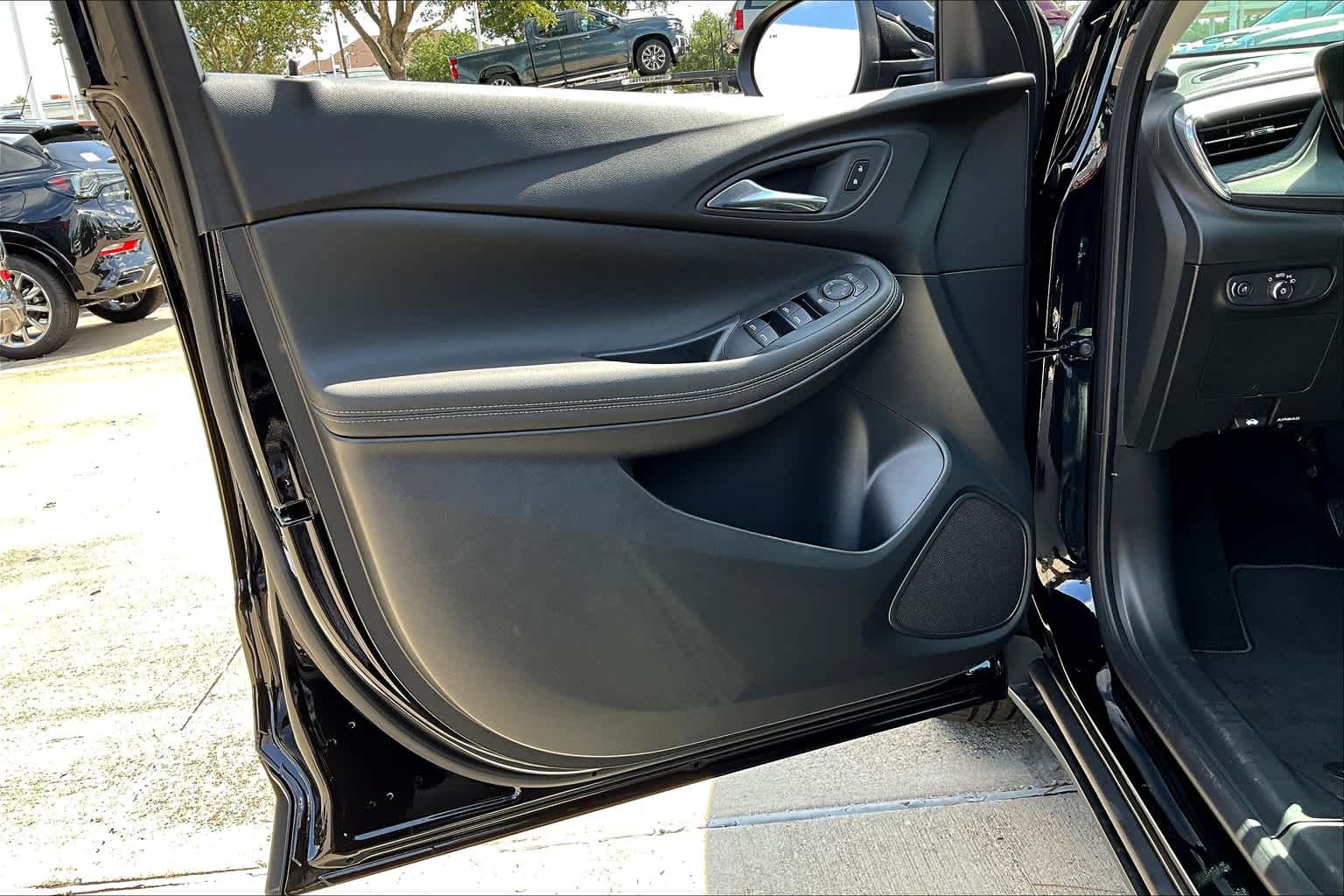 2025 Buick Encore photo 10